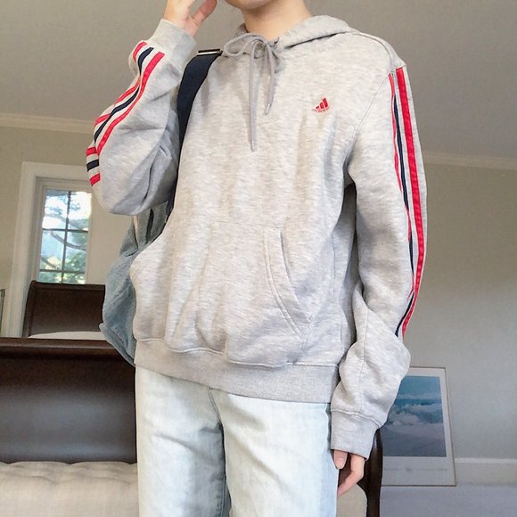[SOLD!] Adidas hoodie - Picture 2 of 4